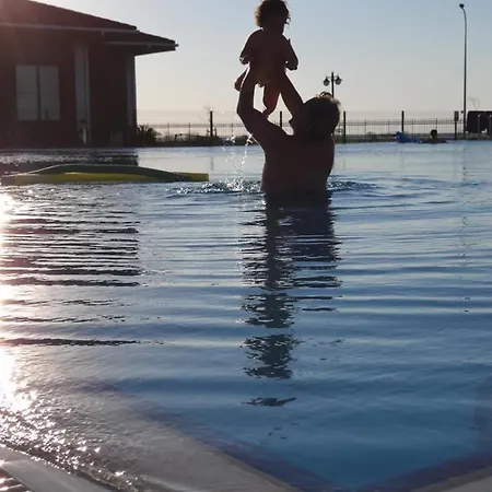 Mavi Koey Resort Hotel Sile شقة